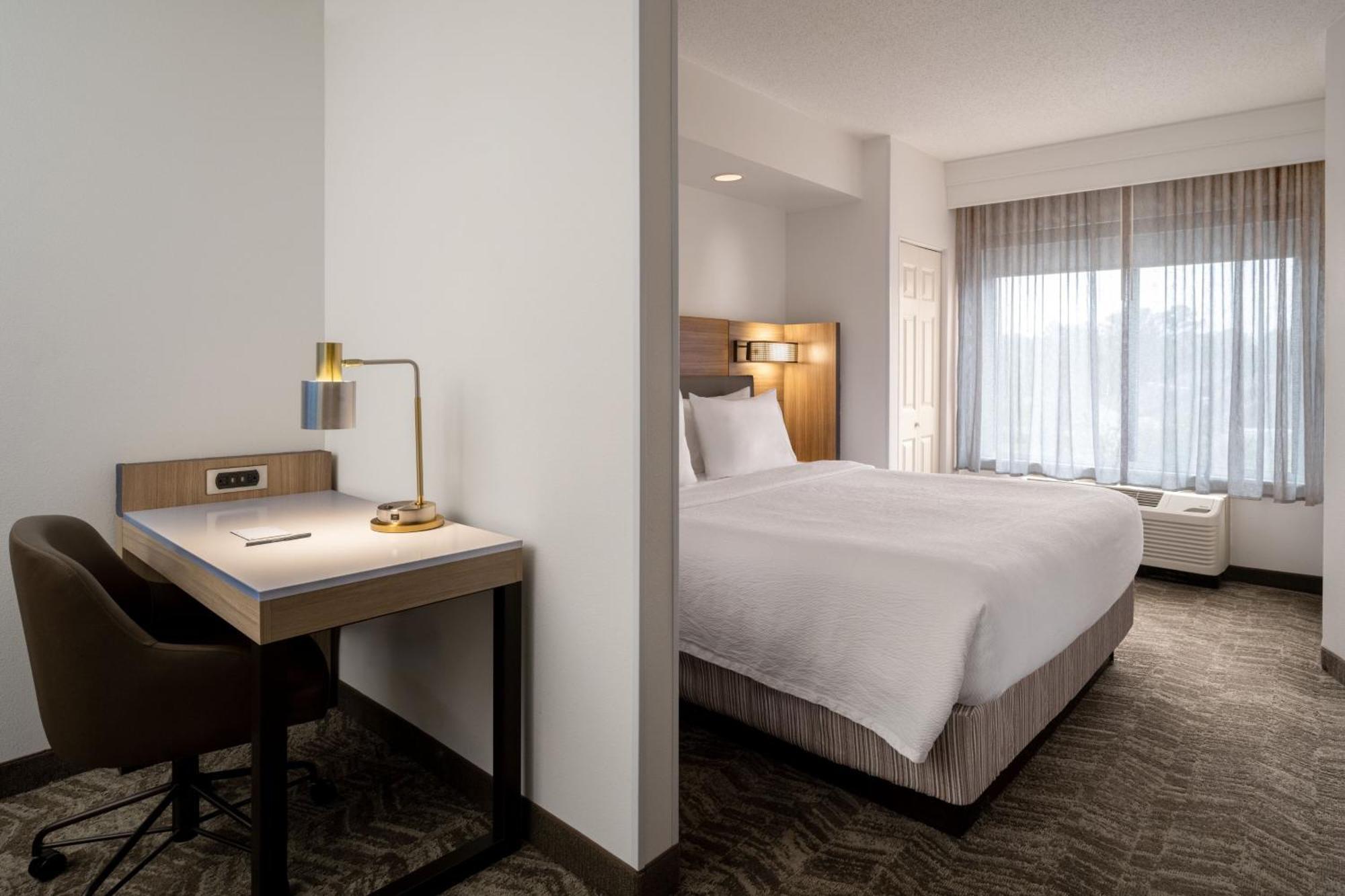 Springhill Suites Гейнсвилл Экстерьер фото